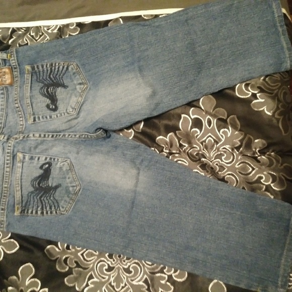 American Rag Jean Capri's - Picture 2 of 4